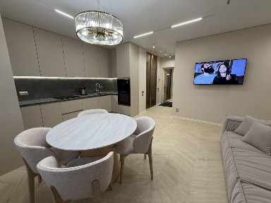 Оренда 2-х к. кв. ЖК Варшавський -2 ТРЦ RetroviLe.Перша здача!