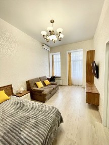 Гетьмана Скоропатського, Саксаганского перша здача