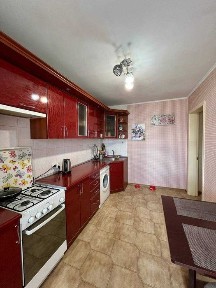 Продам хорошую 2х ком квартиру на Высоцкого