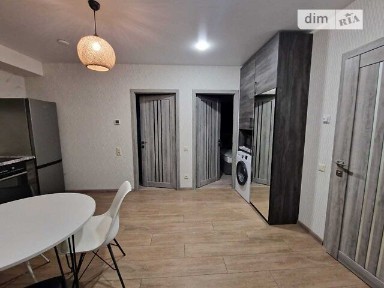 Довготривала оренда 2к квартири на вул. Сімейна • ID 33790090