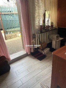 У продажу частина будинку / Заставі 1