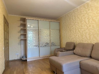 Продам квартиру салтовка Трк Украина г. Харьков