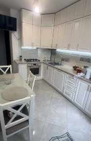 Продаж 2х к квартири з ремонтом новобудова вул бічна Зелена Львів!