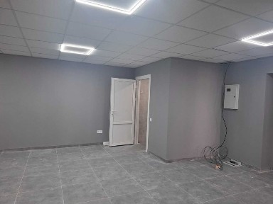 Здам в оренду офіс 43м2, перший поверх, центр міста, окремий вхід