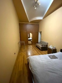 Оренда 1-кімнатної квартири в по вул. Валова ЦЕНТР МІСТА.