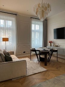 Оренда преміальної квартири в центрі міста Локація: вул. Ковжуна