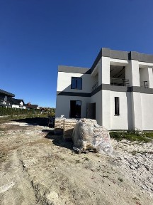 Продаж котеджу у Басівці з ділянкою 9 сотих, 900$/м. кв