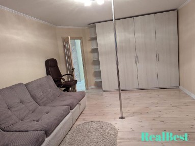 Оренда / Квартира / Соборна, РУМ, Рівне