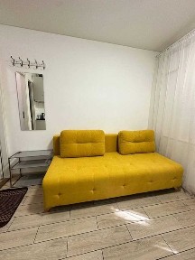 Довгострокова оренда квартири. Доброхотова, 7. Метро 