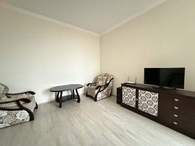 Оренда 1к квартири! Метро Чернігівська