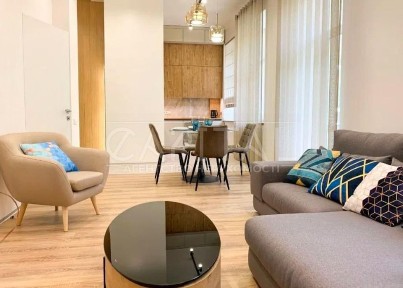 Оренда 2-кімнатної квартири в центрі Києва Михайлівська площа, 67 м²