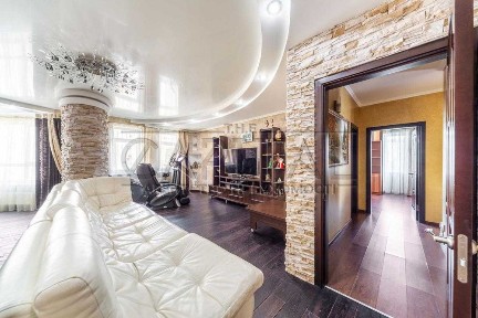 Оренда 4-х кімнатної квартири, 150м2 Позняки, Киев, вул. Мишуги 2