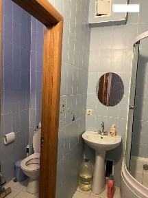 Киев, Днепровская наб., 1