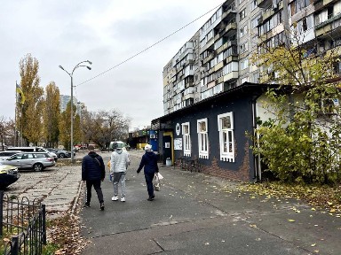 Оренда фасад 200 м в спальному районі, поруч ТРАШ