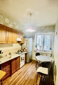 Продаж 2-кв р-н АЕРОМОЛА Бабкина. 12 54 кв. м