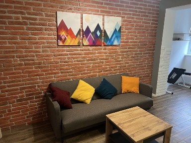 Здам 1к квартиру Озерна в обжитій новобудові можливо з охайною тварино