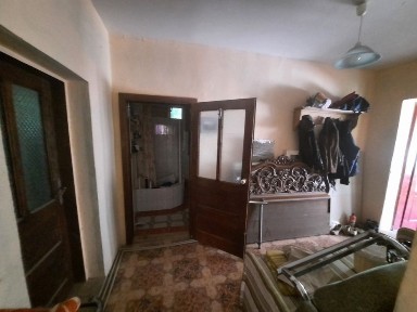 Дім на сім кімнат 170 м2 новий