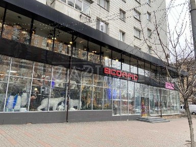 Продажа торговых площадей, 4 магазина 1335 м, Леси Украинки, Печерский