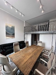 Продаж фасадного офісу вул Б Хмельницького, 32. 42м2, два рівні, без %