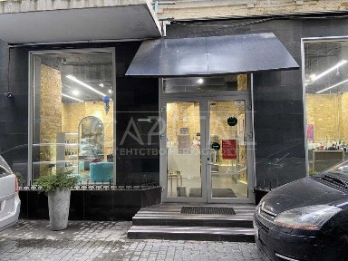 Продажа помещения магазина в центре Киева Большая Васильковская 141 м