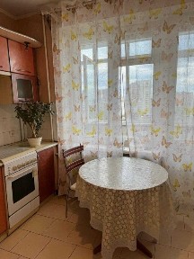 Сдам 3к квартиру на Тенистой 10.