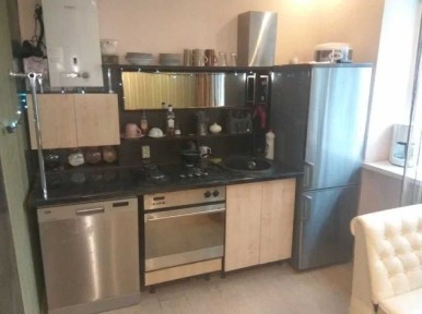 Продам 2-х комнатную квартиру на пр. Гагарина. Сталинка