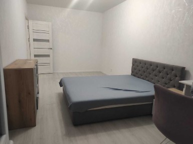 В оренду 1-кімнатна в новобудові ЖК Барський із АГВ та євроремонтом.