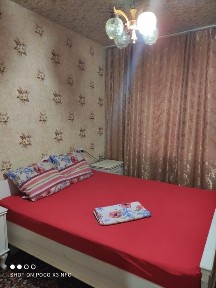 . Сдам посуточно 2-х комнатную квартиру левый берег