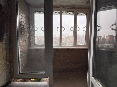 Продам 2-кімнатну квартиру на мікрорайоні