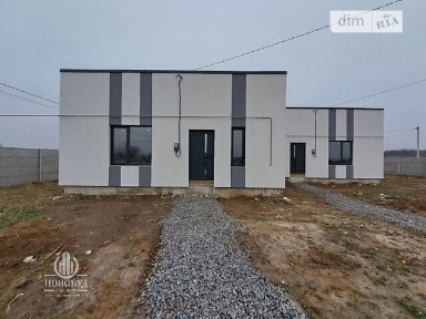 Продаж 1 поверхового таунхауса з ділянкою на 3.5 сотки, 80 кв. м, 2 кімнати, на вул. Горіхова 2 • ID 33793169