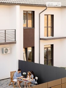 Продаж 2 поверхового таунхауса з ділянкою на 2.5 сотки, 135 кв. м, 4 кімнати, на вул. Бузкова • ID 33768280