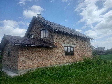 Продам будинок у с. Черніїв з земельною ділянкою на 12 сотих - ВЛАСНИК