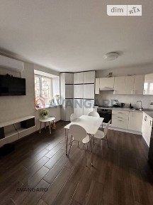 Продаж 1к квартири 47 кв. м на просп. Коцюбинського 43 • ID 33793831