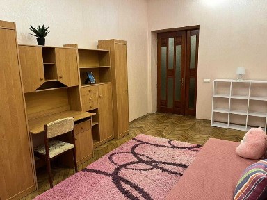 Оренда квартири по вул. Олени Степанівни
