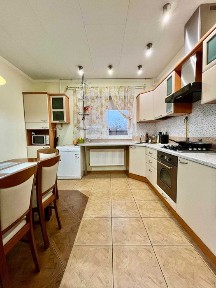 Продаж комфортного та доглянутого будинку в м. Сміла.