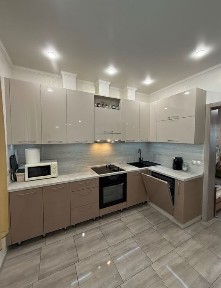 Будинок в Центрі, сучасний ремонт+2 гаражі, 5 кімнат, 10 соток