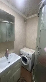 Продаж 2к., ул. Попова 11.