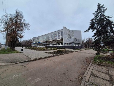 Продаю повнометражну сталінку на Соцмісті (Галатова, Соборності)