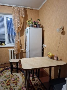 Продам 2х кімнатна, покращ. планування на 5 Зарічному ( Босфор) ТОРГ