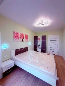 Продам 2-комнатную квартиру на Левом берегу