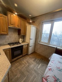 Оренда. Борщагівка, вул. Симиренка, 22-б, 2 к. кв. з окремими кімнатами