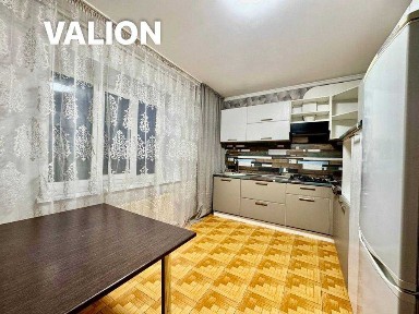 Здається 1-кім. КВАРТИРА 52 кв. м по вул. Баталіна 2а (Мічурина )