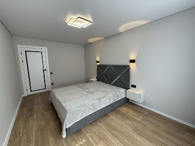 Продаж просторої 2 кімнатної квартири на вул. Київська