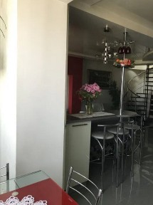 Продаж квартири 68 кв. м, вул. Академіка Сахарова