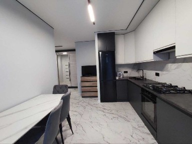 2-кімнатна квартира в центрі!