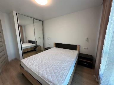 Оренда 1 км квартири поруч з центром