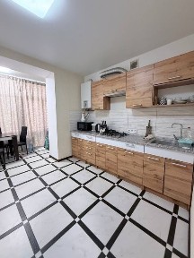 Терміново! Однокімнатна квартира з ремонтом ГАЗ