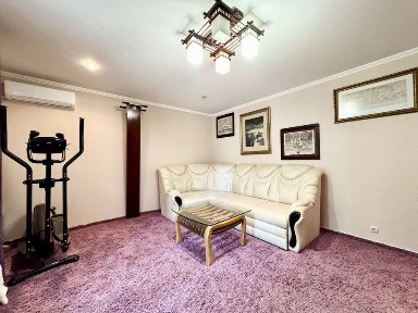 Продаж 3 к. квартири вихід сосновий ліс, пляж, річка, Козин Конча-Заспа