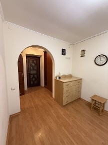 Здається в оренду 2кім квартира, вул Скальда (Комарова)