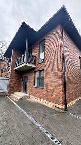 Продаж таунхаусу з євроремонтом на Старому місті